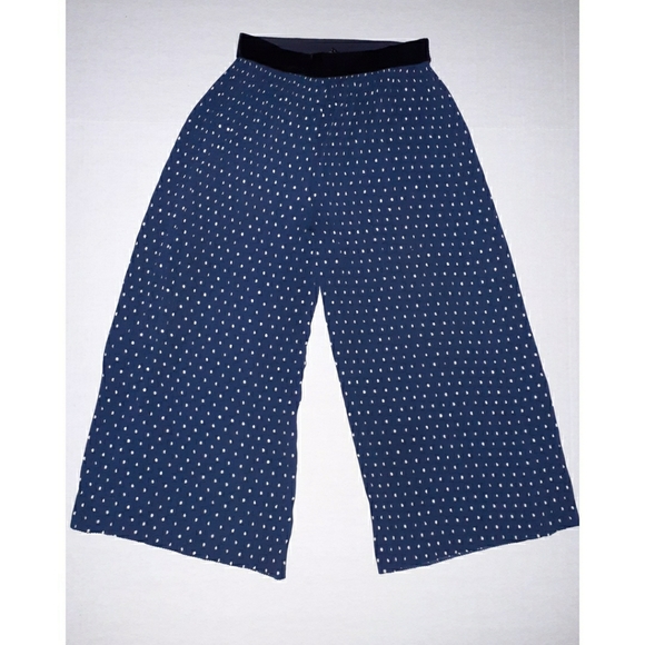 Zara Basic Pleated Polkadot Culottes - Picture 4 of 11